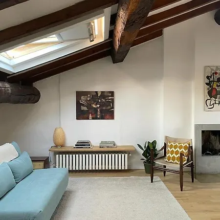 Mansarda Laurent Apartment